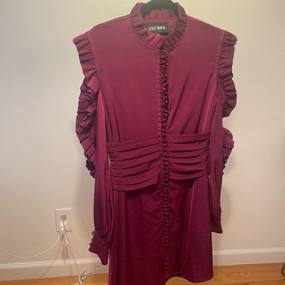 Style Mafia (now called Simonett) Dress Size M